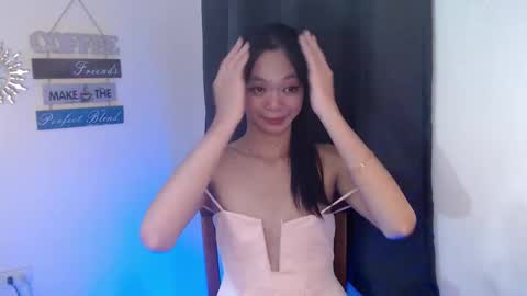 Snapshot of mikay_sluttyprincess chatting on September 25, 7:50 pm ADD MY INSTAG Mikay Gorgeous online show from September 25, 7:50 pm