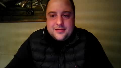 Snapshot of mike38be chatting on February 20, 10:32 pm mike38be online show from February 20, 10:32 pm
