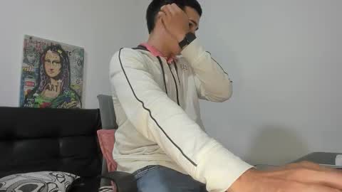 mike3xxx online show from October 25, 3:03 am