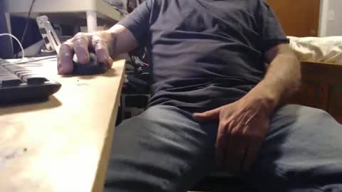 Snapshot of mike694fun chatting on March 14, 5:40 pm mike694fun online show from March 14, 5:40 pm