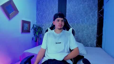 Mike 0233 online show from January 16, 4:16 am