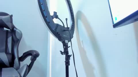 Mike  online show from February 9, 11:14 am