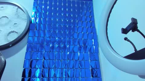 Mike  online show from March 3, 11:16 am