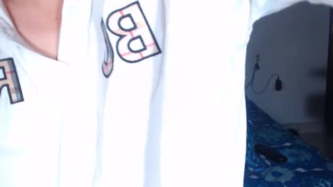 Snapshot of mike_and_bella_ chatting on September 15, 11:38 pm bella online show from September 15, 11:38 pm