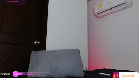 mike_d1030 online show from December 14, 2:56 am