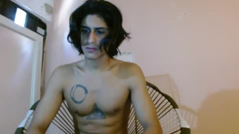 Snapshot of mike_d1030 chatting on May 31, 6:42 pm mike_d1030 online show from May 31, 6:42 pm