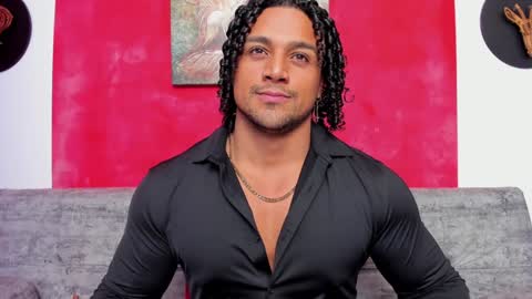   online show from December 23, 3:29 am