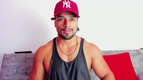   online show from February 9, 11:04 am