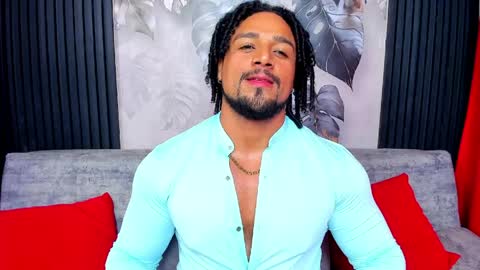   online show from March 29, 11:38 pm