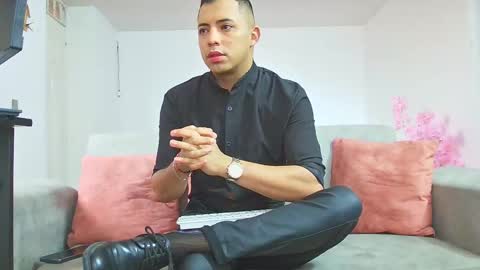 Im Mike online show from February 17, 12:23 pm