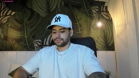 Mike Montoya online show from September 20, 4:02 am