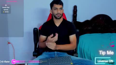 mike_shelby21 online show from December 14, 3:12 am