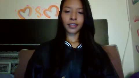 Snapshot of mikeandmaitex chatting on October 7, 2:53 am MAITE  MIKE  Sometimes Im with the boy in camera online show from October 7, 2:53 am