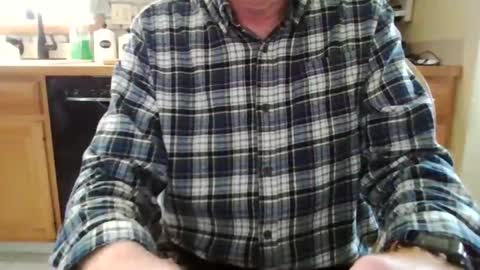 Snapshot of mikeb3200 chatting on November 11, 3:12 pm mikeb3200 online show from November 11, 3:12 pm