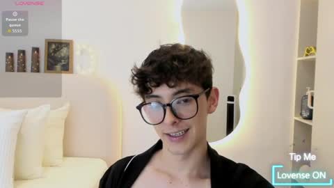 Mikebelf4 online show from April 9, 10:15 pm