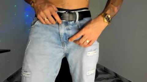 mikee_scooth online show from February 19, 6:26 pm