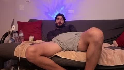 Snapshot of mikehawk1589 chatting on June 17, 9:01 am mikehawk1589 online show from June 17, 9:01 am