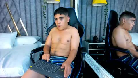 mikehuddson online show from April 17, 2:42 pm