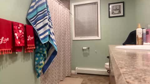 Snapshot of mikek_600 chatting on February 17, 11:31 pm mikek_600 online show from February 17, 11:31 pm