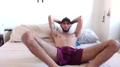 mikeking_leandroking online show from October 7, 1:52 pm