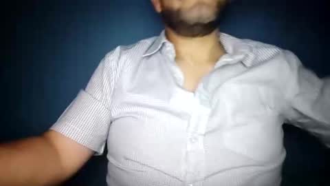 Snapshot of miker1239 chatting on January 2, 3:26 am miker1239 online show from January 2, 3:26 am