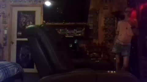 Snapshot of mikey33436 chatting on September 17, 10:33 pm Michael online show from September 17, 10:33 pm