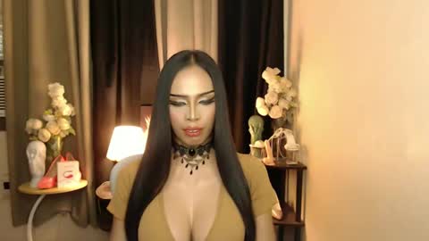 Snapshot of mikeyalawi03 chatting on February 20, 2:57 pm Mistress MikeyAlawi online show from February 20, 2:57 pm