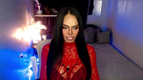 Snapshot of mikeyalawi03 chatting on May 3, 5:24 am Mistress MikeyAlawi online show from May 3, 5:24 am