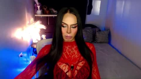 Snapshot of mikeyalawi03 chatting on May 18, 6:52 am Mistress MikeyAlawi online show from May 18, 6:52 am
