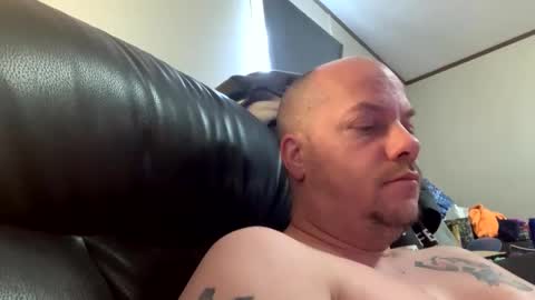 mikeylikesit2222 online show from December 2, 4:57 pm