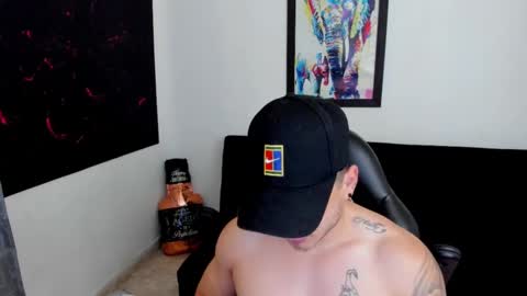 Snapshot of mikke_love chatting on September 27, 2:00 pm MIKKE online show from September 27, 2:00 pm