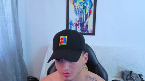 MIKKE online show from November 17, 2:23 pm