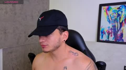 Snapshot of mikke_love chatting on May 26, 1:29 pm MIKKE online show from May 26, 1:29 pm