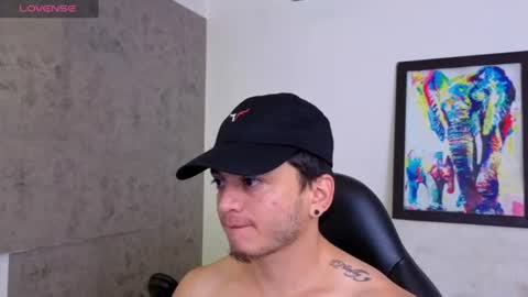 Snapshot of mikke_love chatting on June 10, 1:21 pm MIKKE online show from June 10, 1:21 pm
