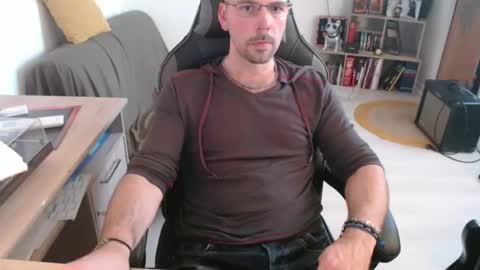 mikmik91 online show from February 24, 3:21 pm