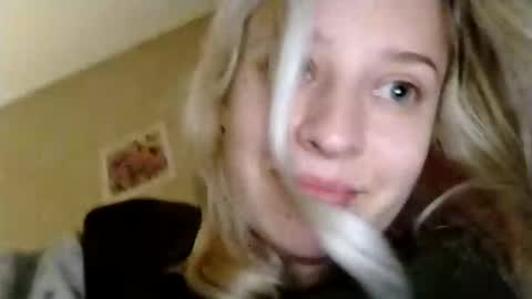 Mila 420 online show from May 9, 6:46 pm