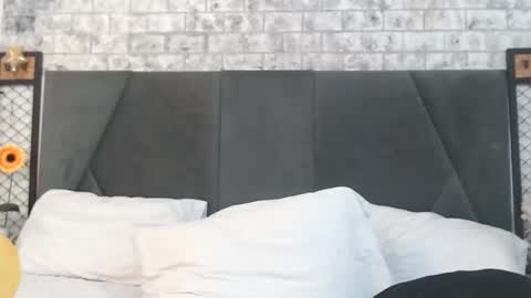 mila_adamss online show from January 5, 5:27 pm