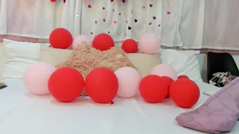 mila_adamss online show from February 16, 10:11 am