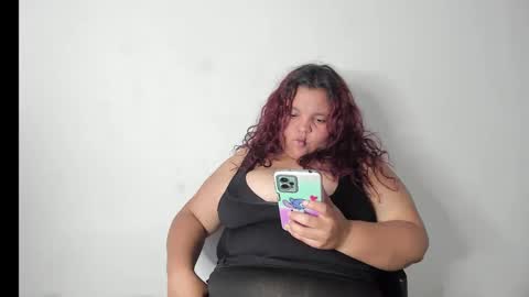 mila_cinnamon13 online show from December 9, 3:33 pm