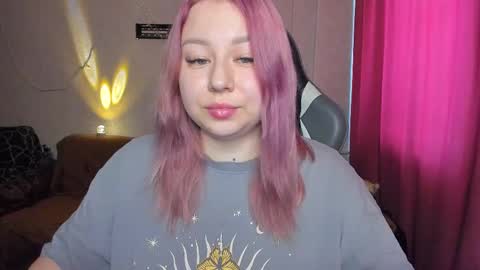 Mila shy sensual person  online show from November 29, 6:05 am