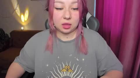 Mila shy sensual person  online show from November 30, 9:02 am