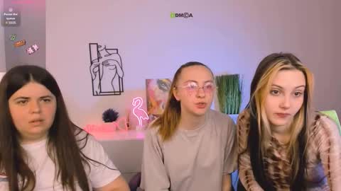 mila_glow online show from September 9, 8:25 am