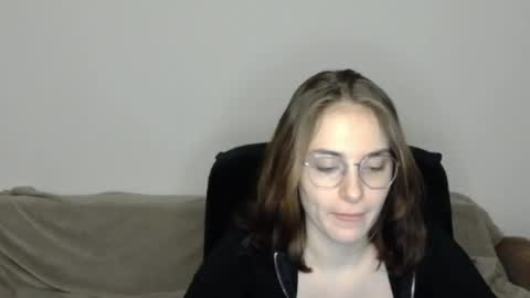 Snapshot of mila_keyy chatting on April 11, 7:07 pm mila_keyy online show from April 11, 7:07 pm