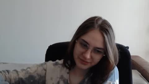Snapshot of mila_keyy chatting on April 17, 6:16 am mila_keyy online show from April 17, 6:16 am