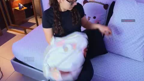 Milena  online show from March 24, 11:15 am