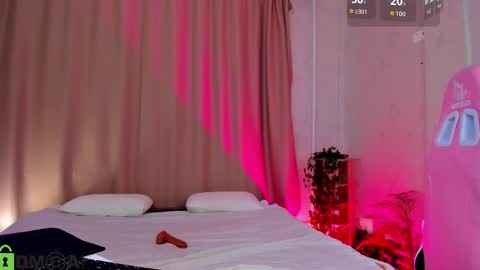 mila_kinor online show from October 15, 1:06 am