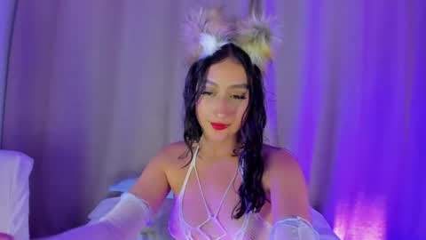 Snapshot of mila_noir chatting on June 26, 4:28 am Camila online show from June 26, 4:28 am