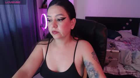 mila_phoenix online show from December 22, 6:38 pm