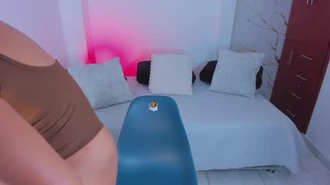 martina online show from March 31, 2:13 am