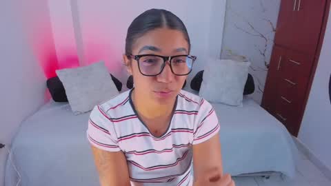 martina online show from April 4, 2:54 am